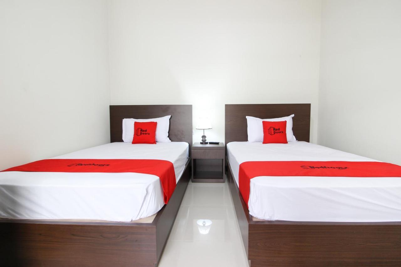 Reddoorz Syariah Plus @ Jakal Bawah 3 Kejayan Exterior foto