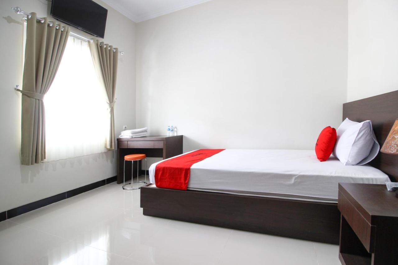 Reddoorz Syariah Plus @ Jakal Bawah 3 Kejayan Exterior foto