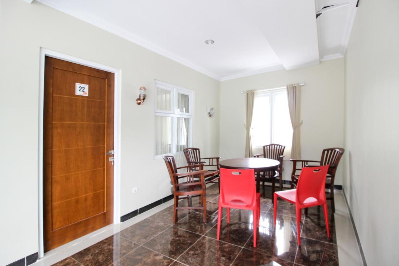 Reddoorz Syariah Plus @ Jakal Bawah 3 Kejayan Exterior foto